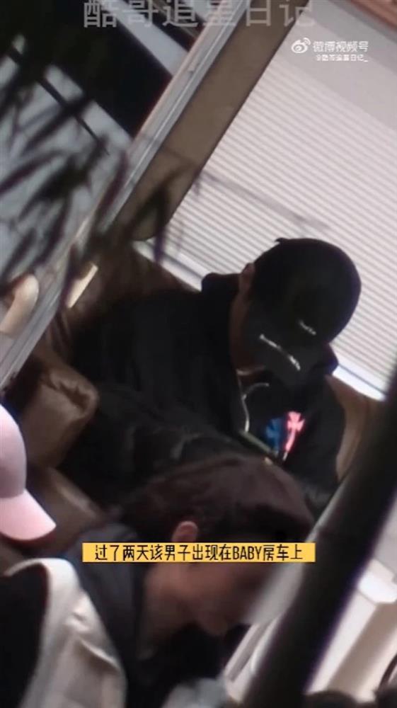 Angela Baby - Huỳnh Hiểu Minh lộ ảnh hẹn hò tình mới cùng 1 ngày-1