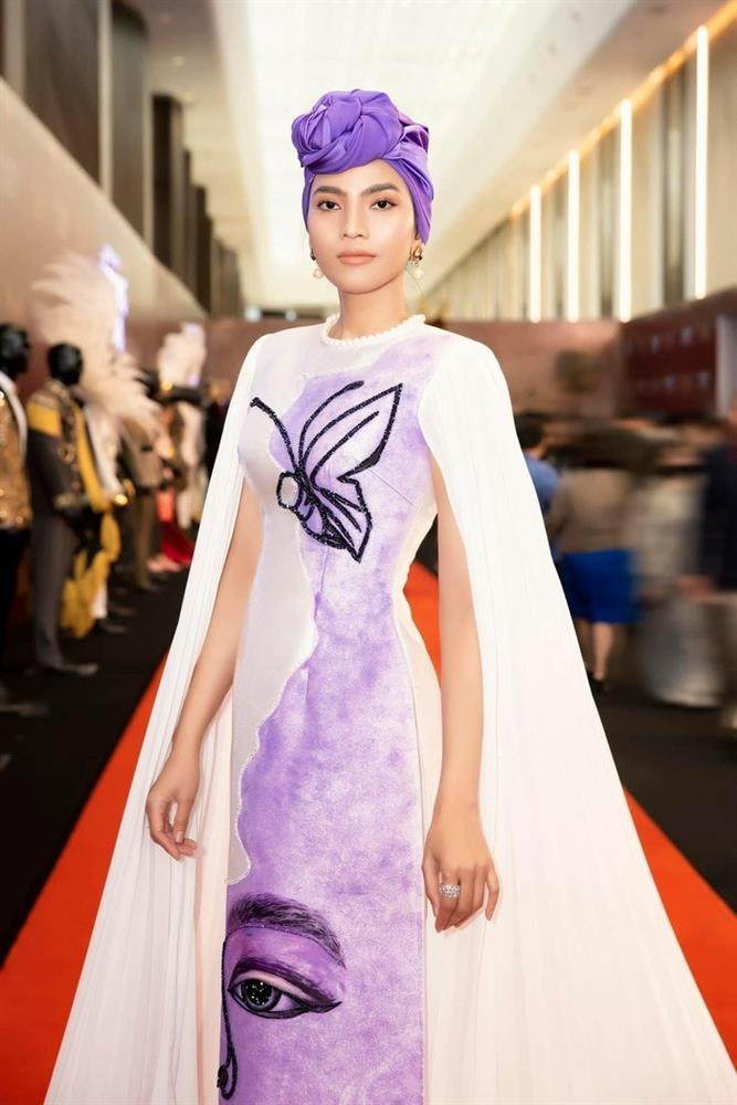 Á hậu Vbiz bất ngờ công khai hình ảnh của con gái đầu lòng-4