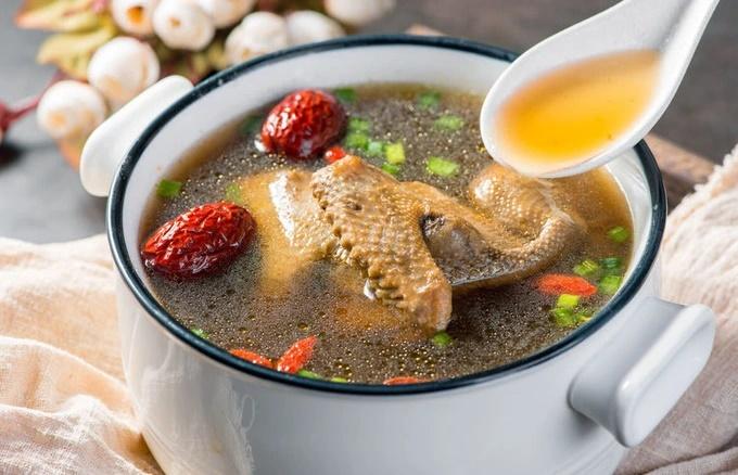 Lý do chim bồ câu được mệnh danh bổ gấp 9 lần thịt gà và lưu ý khi dùng-2