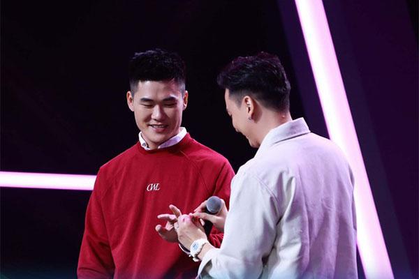 Vẻ đẹp ngọt ngào của á hậu là nữ chính Người Ấy Là Ai-5