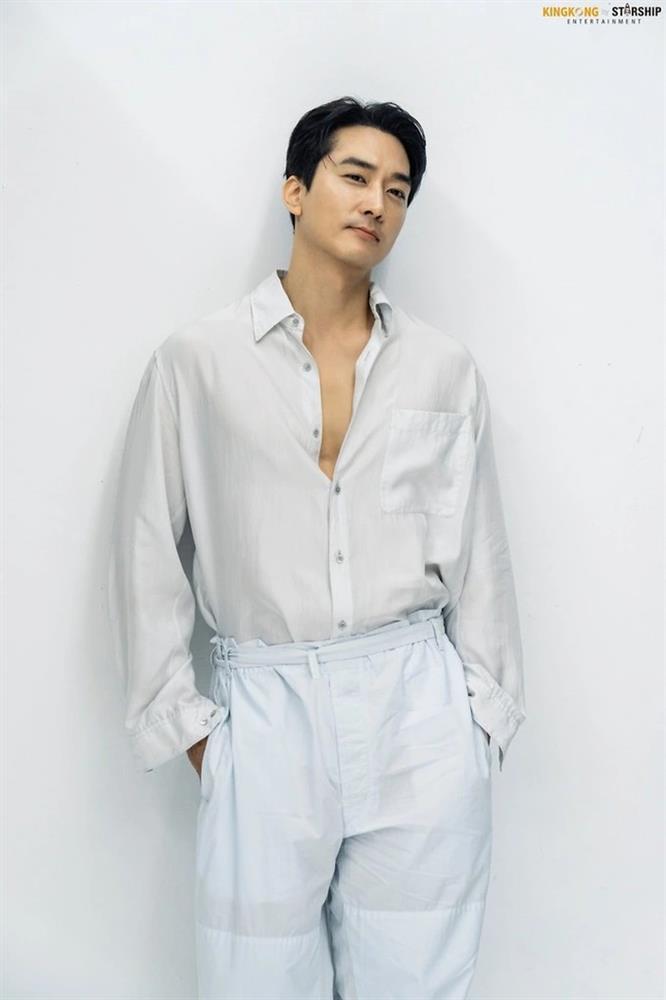 Tuổi U50 độc thân nhưng phong độ của tài tử Trái Tim Mùa Thu-8