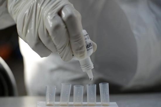 Chuyển bệnh Covid-19 từ truyền nhiễm nhóm A sang nhóm B