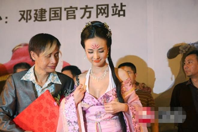 Sau 10 năm bị cấm sóng, Can Lộ Lộ bất ngờ công bố đã sinh con-7