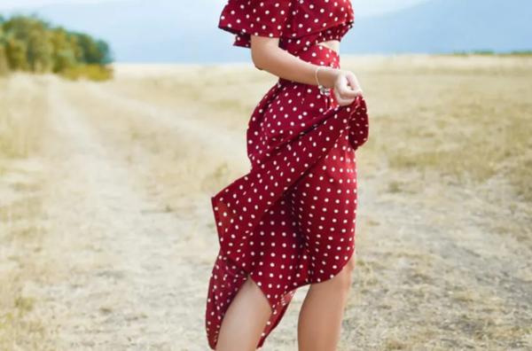 Quần áo màu gì mặc mát nhất trong ngày hè nóng nực-2