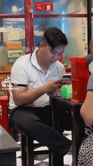 Hoài Lâm xuất hiện với vẻ ngoài tăng cân thấy rõ-1