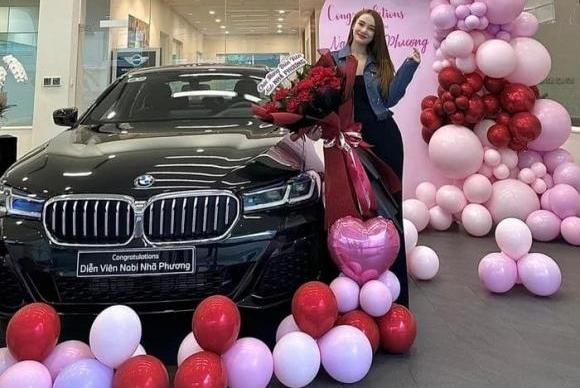 Khám phá xế hộp 3 tỉ Trường Giang vừa mua tặng Nhã Phương-2