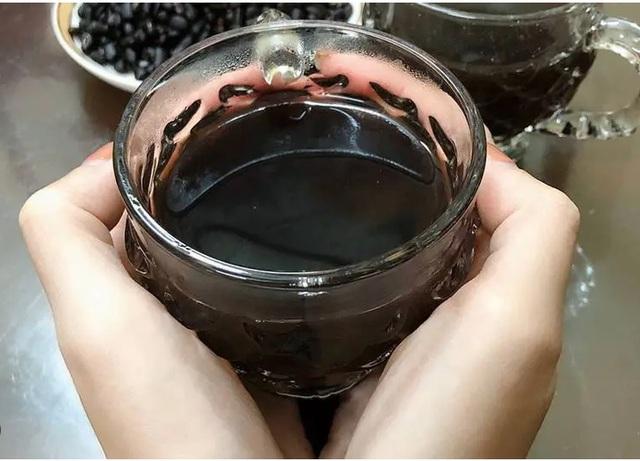 Uống nước đỗ đen cực tốt nhưng cũng cực độc với 3 nhóm người-3