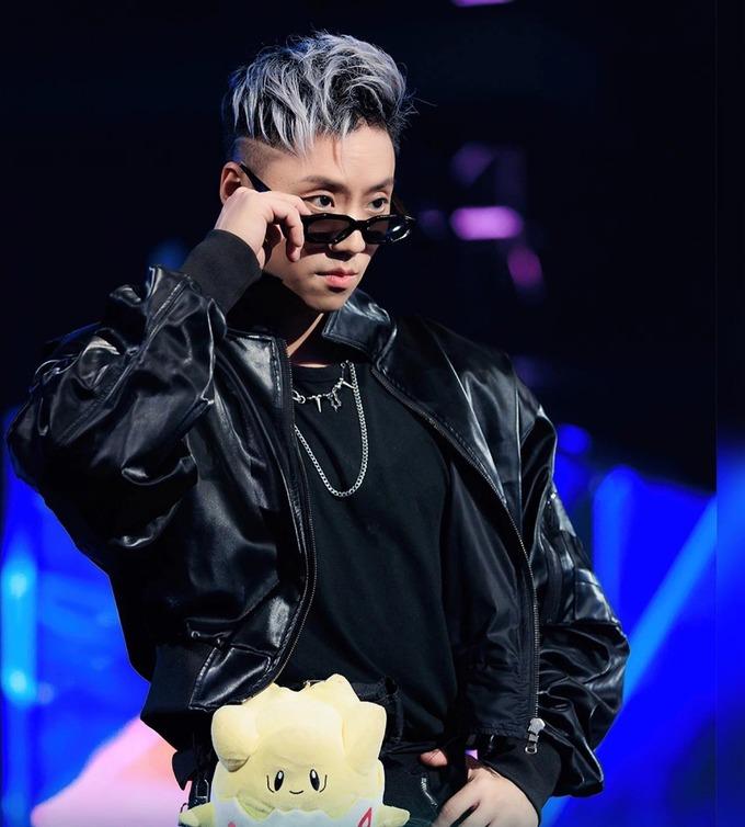 Wukong - DJ điển trai 6 múi của Rap Việt thích đeo gấu bông Pokémon-1