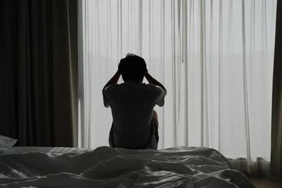 Người trẻ Hàn Quốc được trả hơn 11 triệu đồng/tháng để 'chịu ra đường'