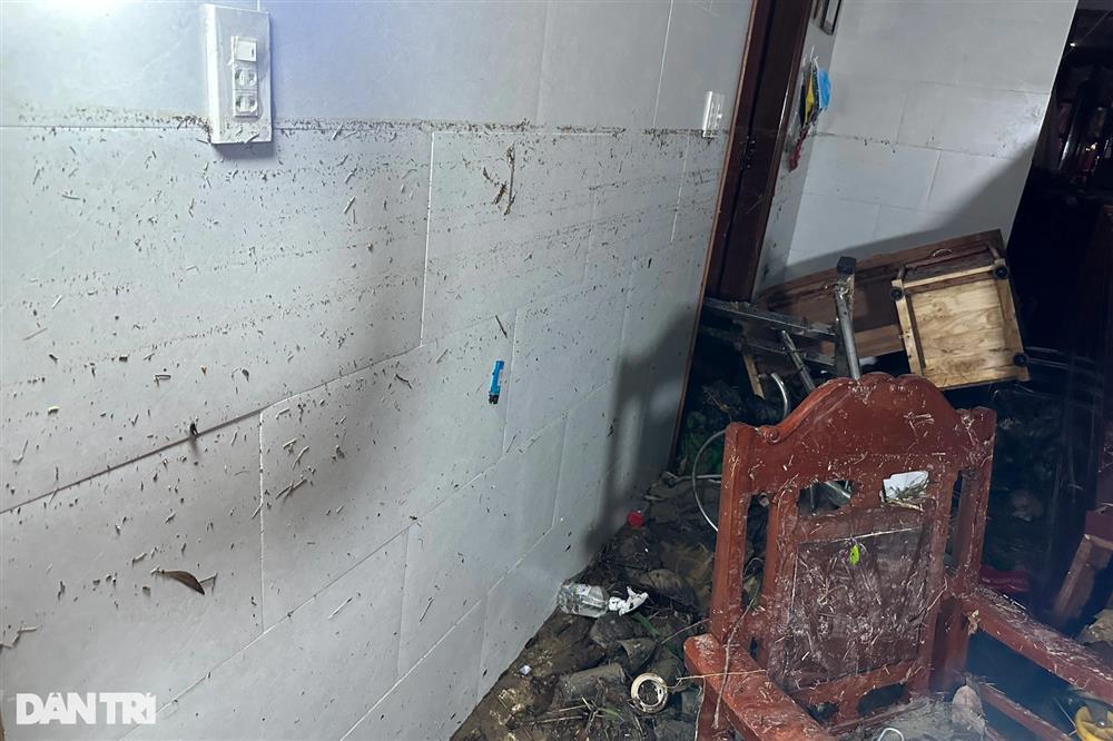 Khu phố ở Đồng Nai tan hoang, đổ nát sau trận lũ lịch sử-14