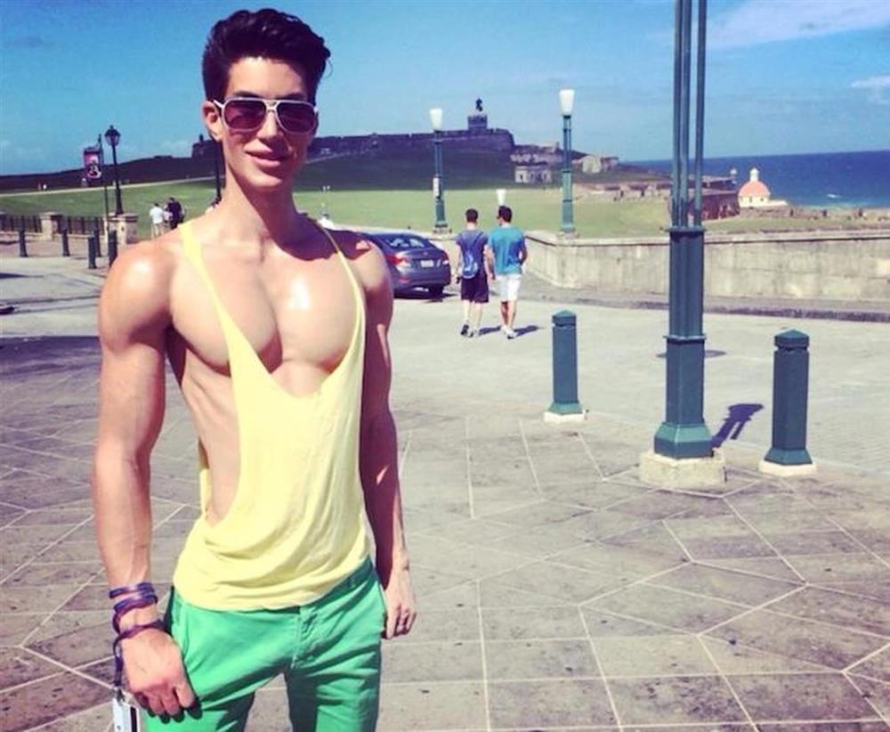 Cuộc sống sang chảnh của búp bê Ken chi 23 tỷ đồng phẫu thuật thẩm mỹ-4