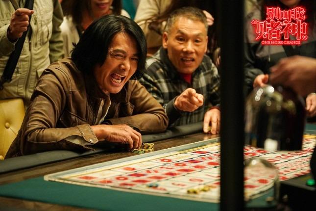 Châu Nhuận Phát bị tát 62 cái, khâu 5 mũi khi đóng phim mới-4