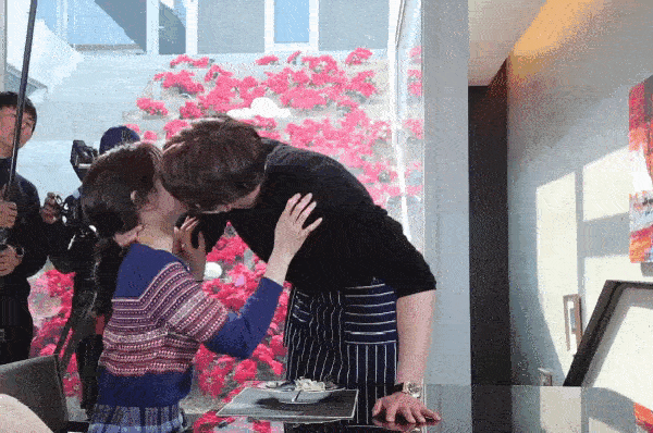 Hóa ra cảnh hôn trên phim Hàn đã qua mặt khán giả thế này-7