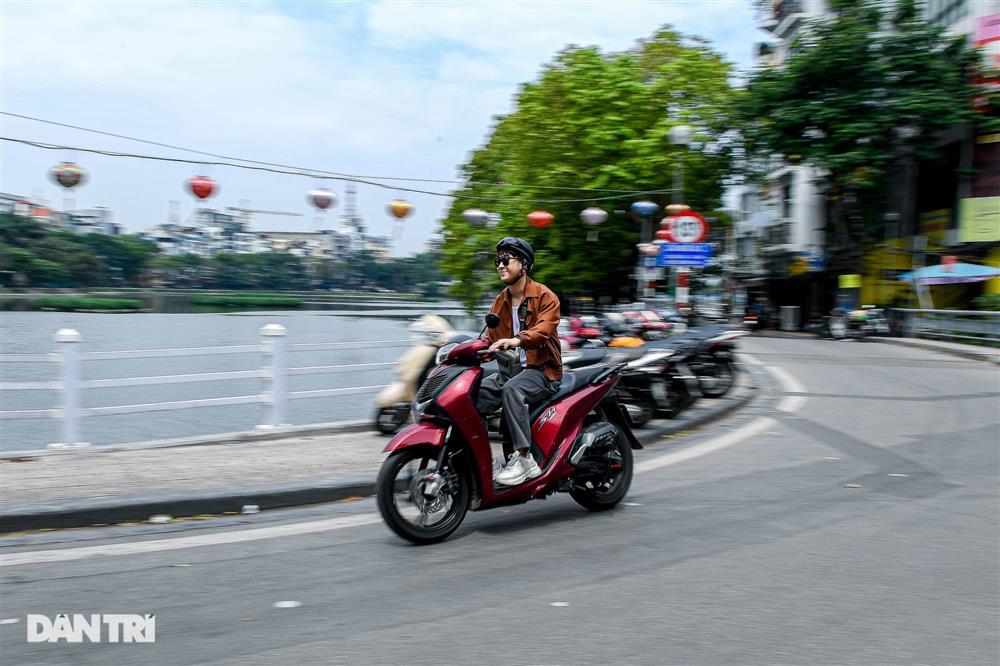 Cuộc sống của reviewer nổi tiếng: Tăng 16kg, bị ném đá vì suốt ngày khen-5