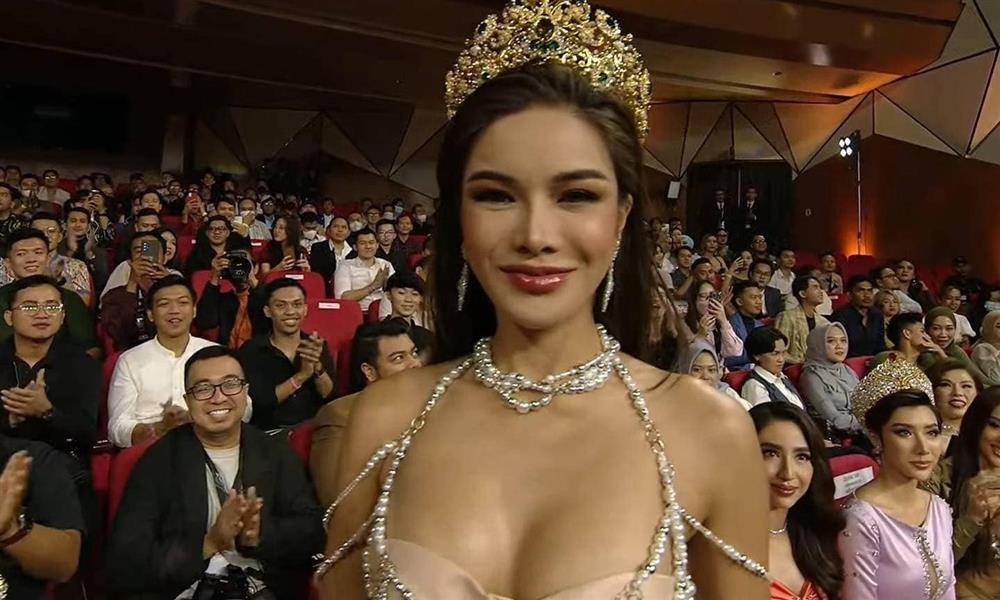 Diện mạo đương kim Hoa hậu Hòa bình Thái Lan bị chê bai-1