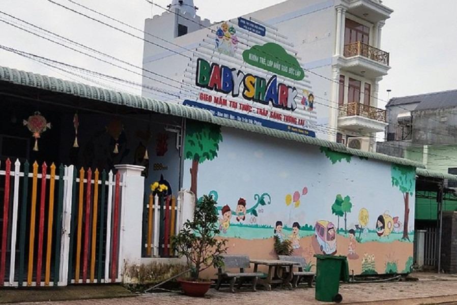 Bé 2 tuổi tử vong tại trường mầm non-1