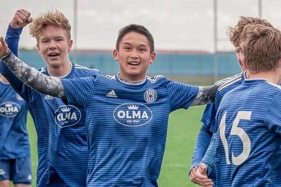 Tiền vệ Việt kiều Andrej Nguyễn An Khánh có gì đặc biệt?