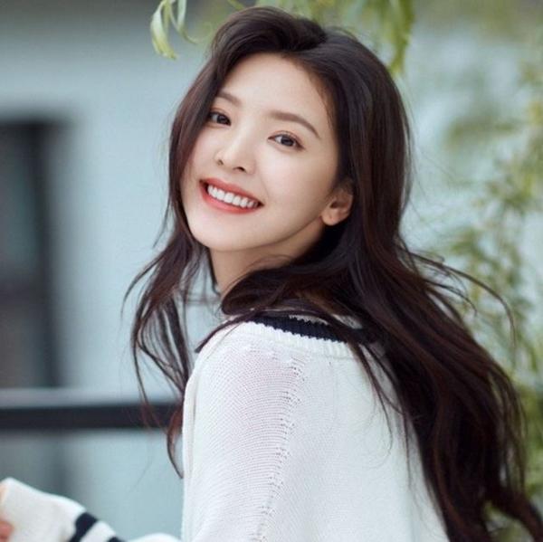 Nhan sắc mê hoặc của nữ chính khiến khán giả xem bất chấp dù phim tệ-6