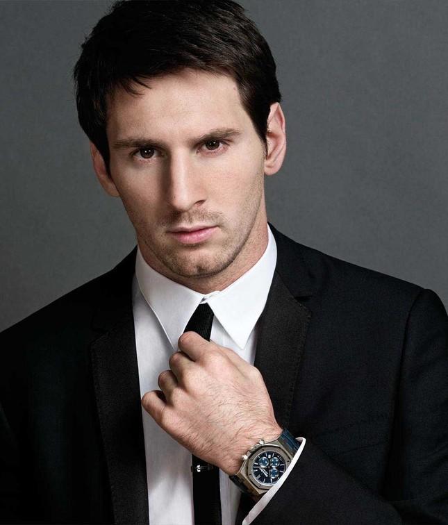 Một công ty bị điều tra vì môi giới giá ăn tối riêng với các ngôi sao nổi tiếng-3