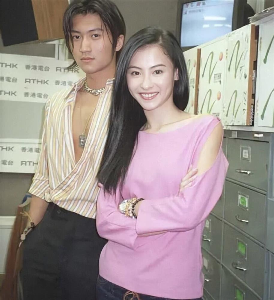 Hơn 20 năm yêu của Vương Phi và Tạ Đình Phong-3