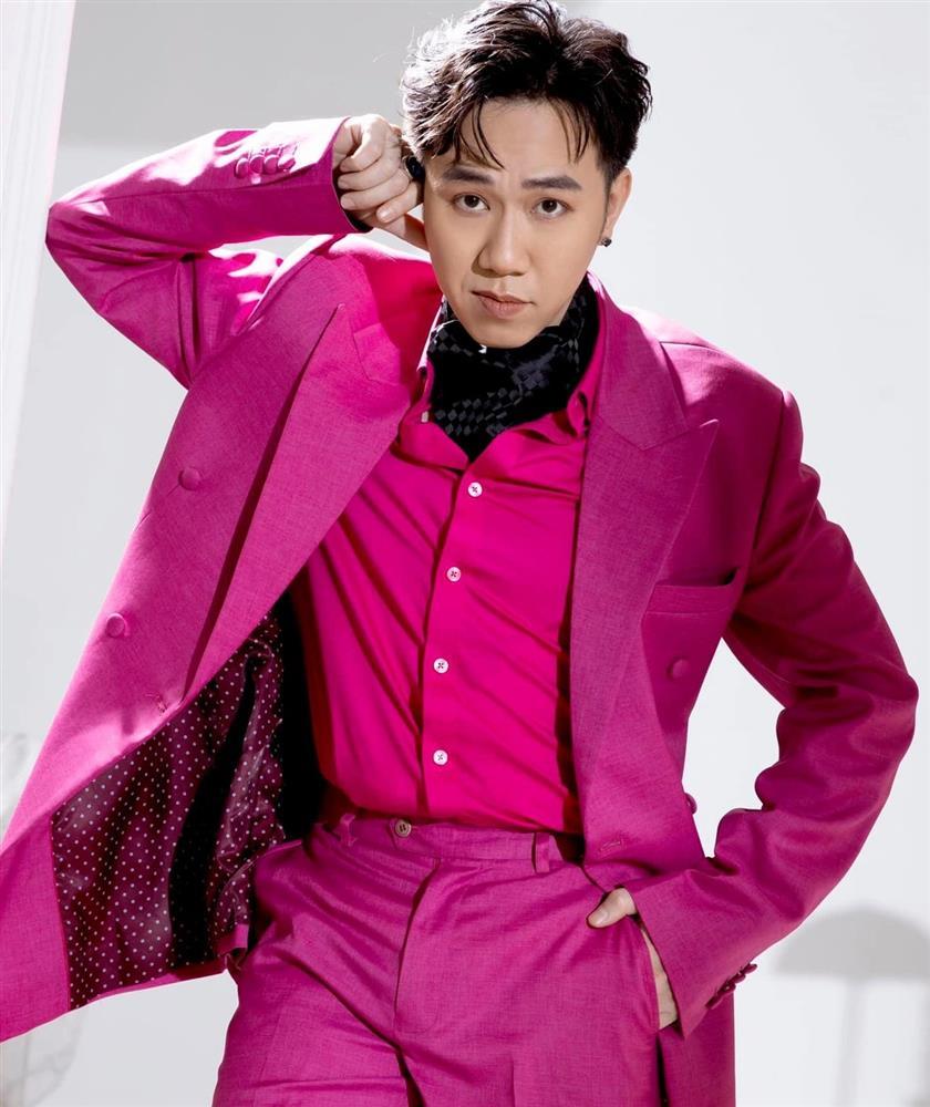 Anh Đức gây chú ý khi xuất hiện với diện mạo mới-3