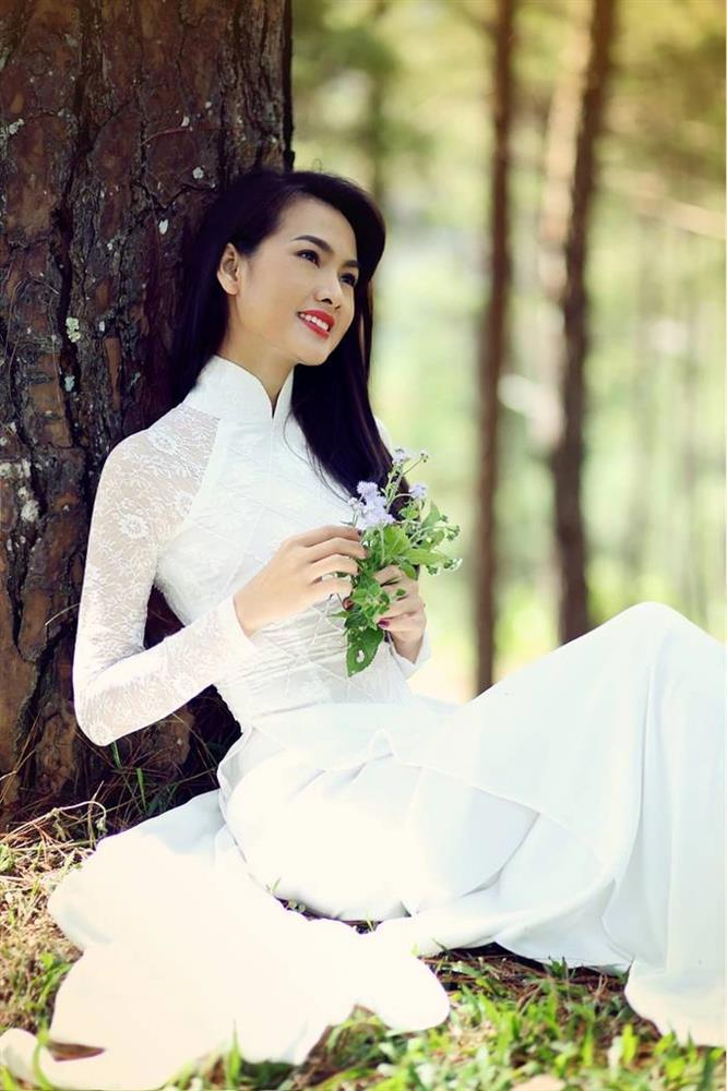 Anh Thư Tuyết Nhiệt Đới sau 17 năm: U50 gợi cảm, chỉ yêu khi con cho phép-4