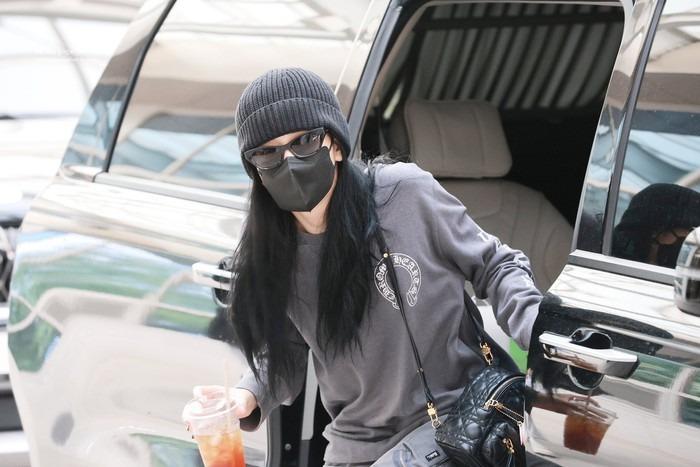 Jennie lộ diện sau bão chỉ trích-3