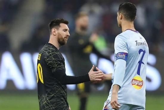 Lionel Messi được xác nhận xuất sắc hơn Cristiano Ronaldo