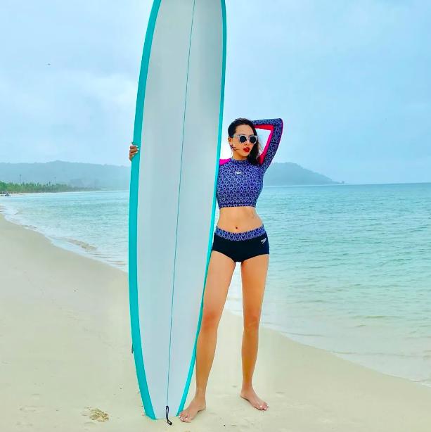 Minh Triệu đẳng cấp siêu mẫu với làn da ngăm lên đồ đi biển chất lừ-6