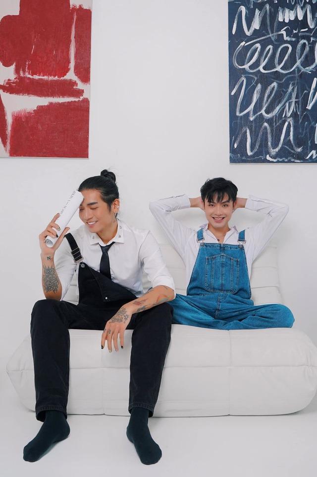 Tình yêu đồng tính 10 năm của cặp diễn viên hài hot Vbiz: Sống chung nhà, chờ ngày cưới-3