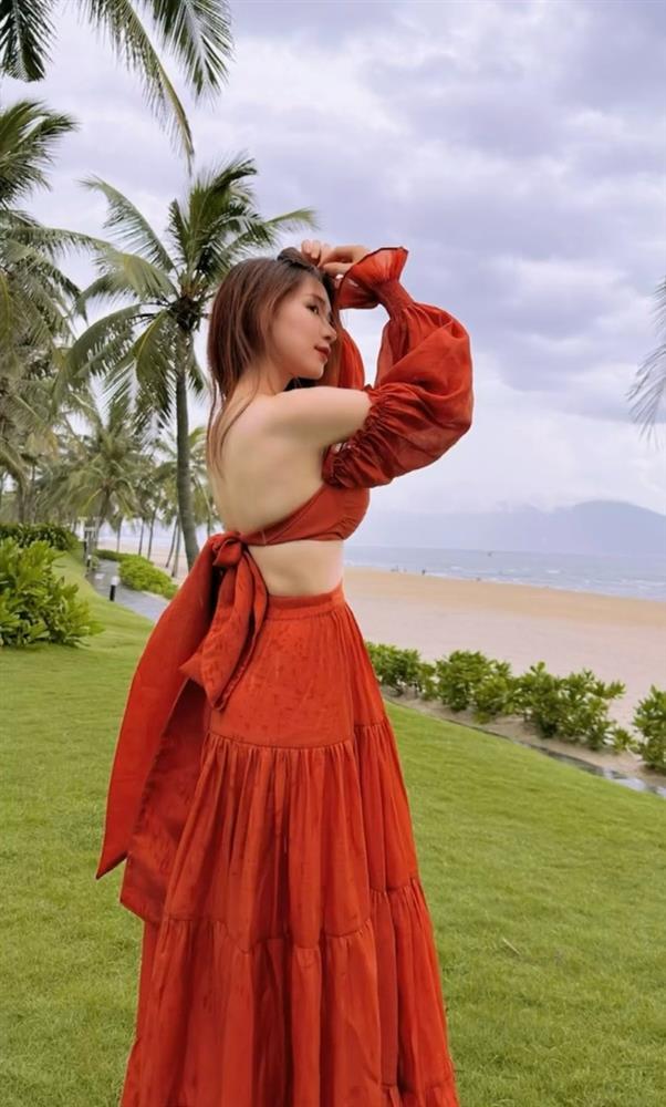 Hòa Minzy thú nhận tự chỉnh sửa ảnh để cuốn hút hơn trong bức hình mới-2