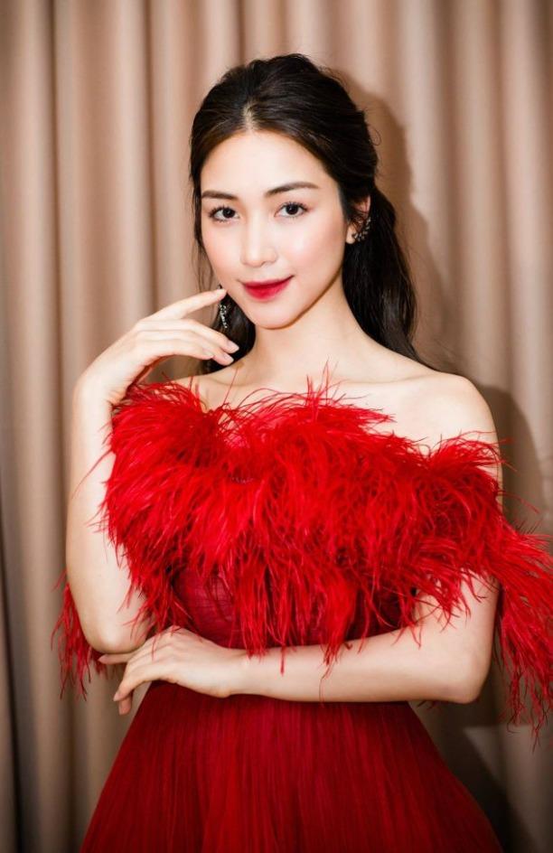 Hòa Minzy thú nhận tự chỉnh sửa ảnh để cuốn hút hơn trong bức hình mới-3