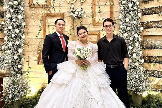 Sao nữ Vbiz cưới, Huỳnh Lập và dàn sao có mặt chúc mừng