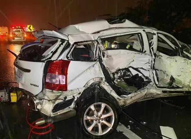 Nam ca sĩ qua đời ở tuổi 31 sau tai nạn xe hơi nghiêm trọng-2