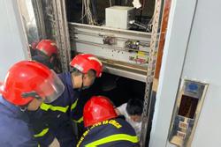 4 lần dừng thang máy vì mất điện ở Hà Nội: Cô gái kể phút mắc kẹt nghẹt thở