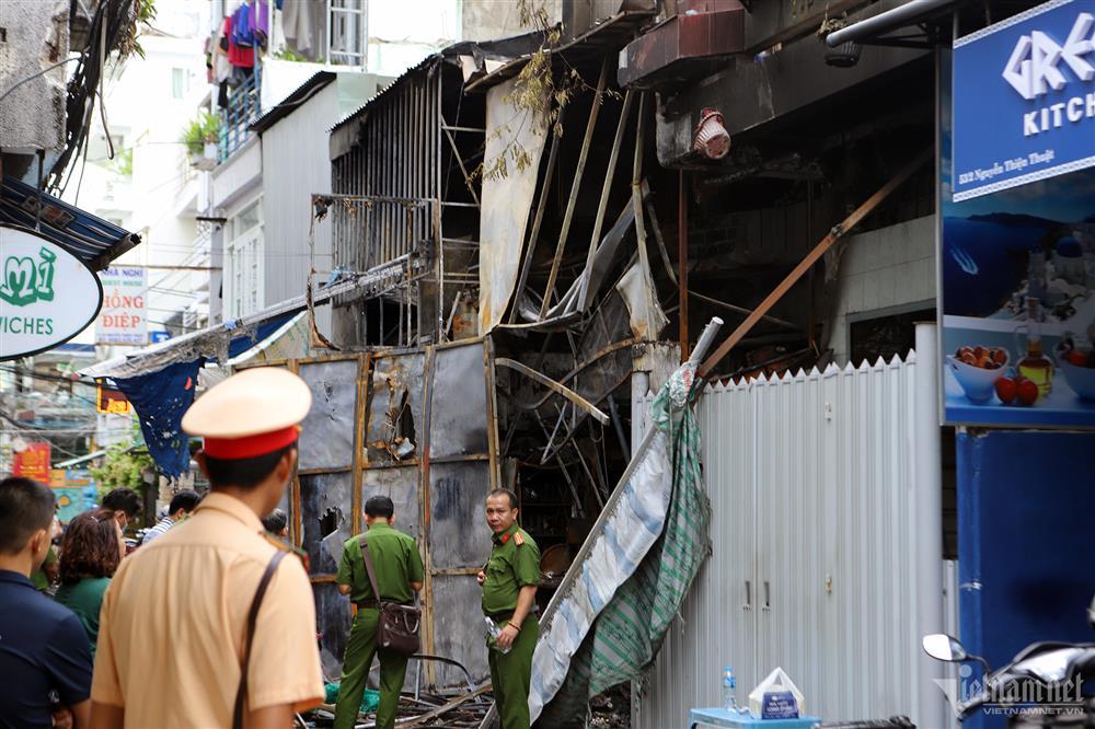 Cháy nhà ở TP Nha Trang, 3 ông cháu tử vong-5