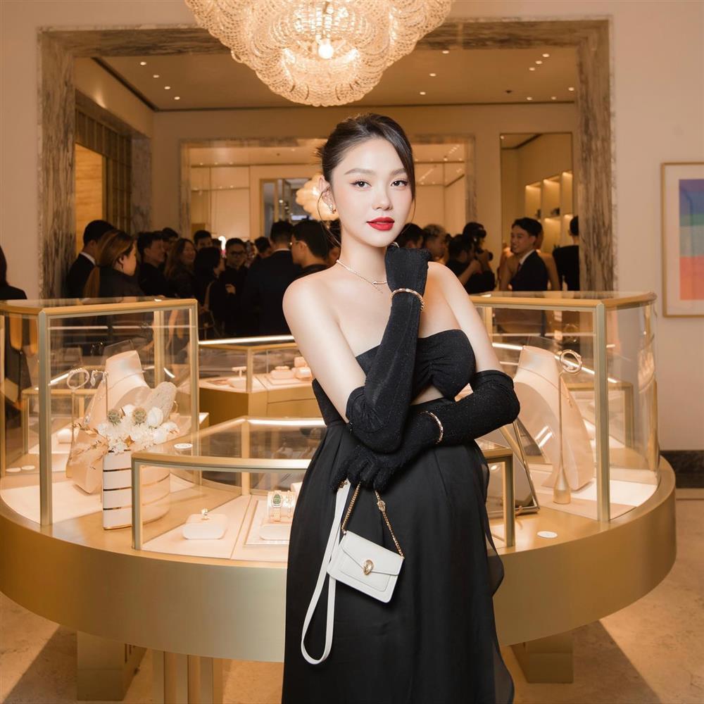 Hương Giang tóc ngắn bốc lửa, Hà Hồ đeo trang sức 3 tỷ dự sự kiện-5