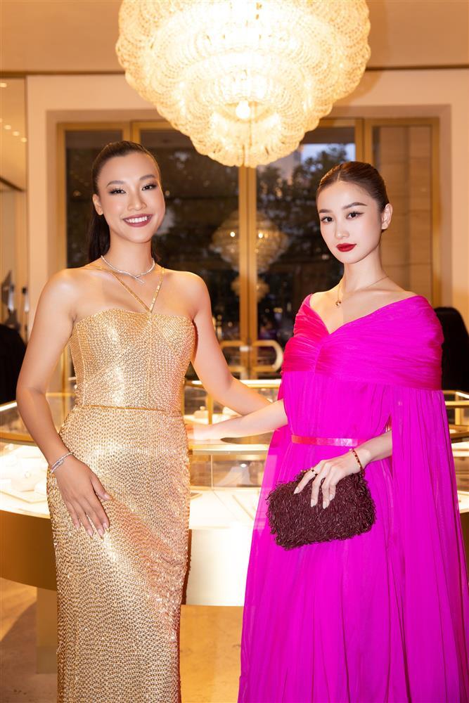 Hương Giang tóc ngắn bốc lửa, Hà Hồ đeo trang sức 3 tỷ dự sự kiện-10