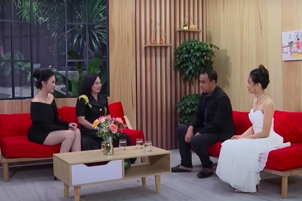 Mẹ chồng hiện đại mong con dâu sắc sảo, giao cả tiệm vàng sau 2 tháng-3