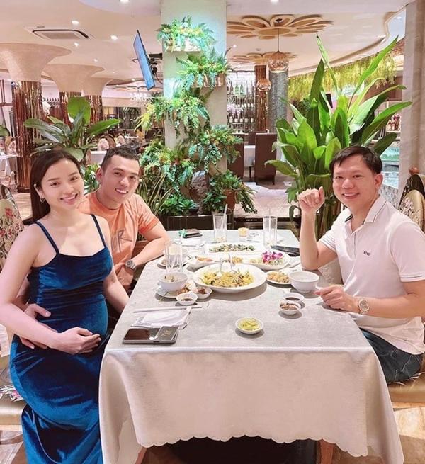 Ngọc Trinh tuyên bố về sự tôn trọng sau khi bác sĩ Thịnh phủ nhận nghi vấn tình cảm-9