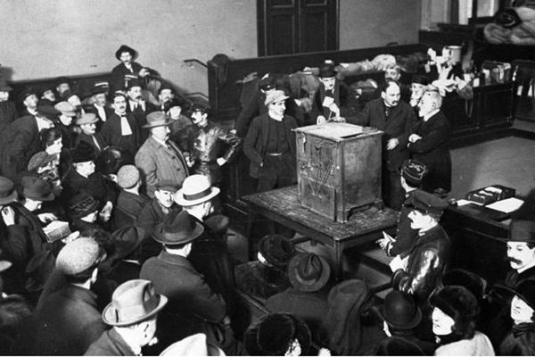 Cuốn nhật ký của gã sát thủ chuyên săn lùng phụ nữ cô đơn-2