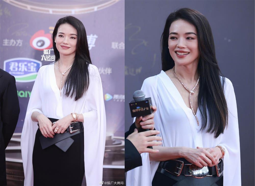 Thư Kỳ đẹp không tuổi, Tạ Đình Phong thu hút với diện mạo mới trên thảm đỏ-1