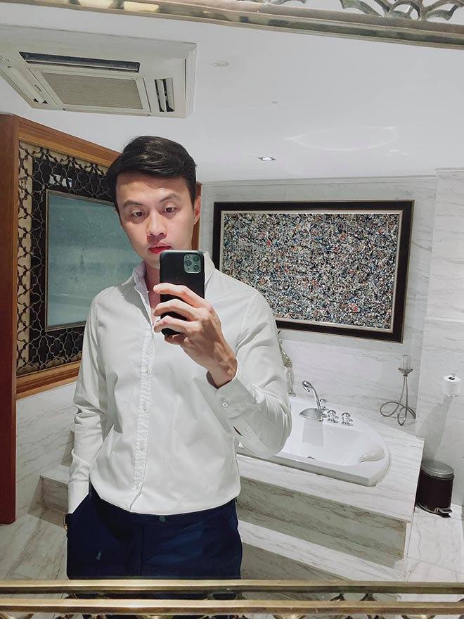 Soái ca trẻ nhất Shark Tank khoe thẩm mỹ tinh tế trong căn biệt thự cao cấp-10