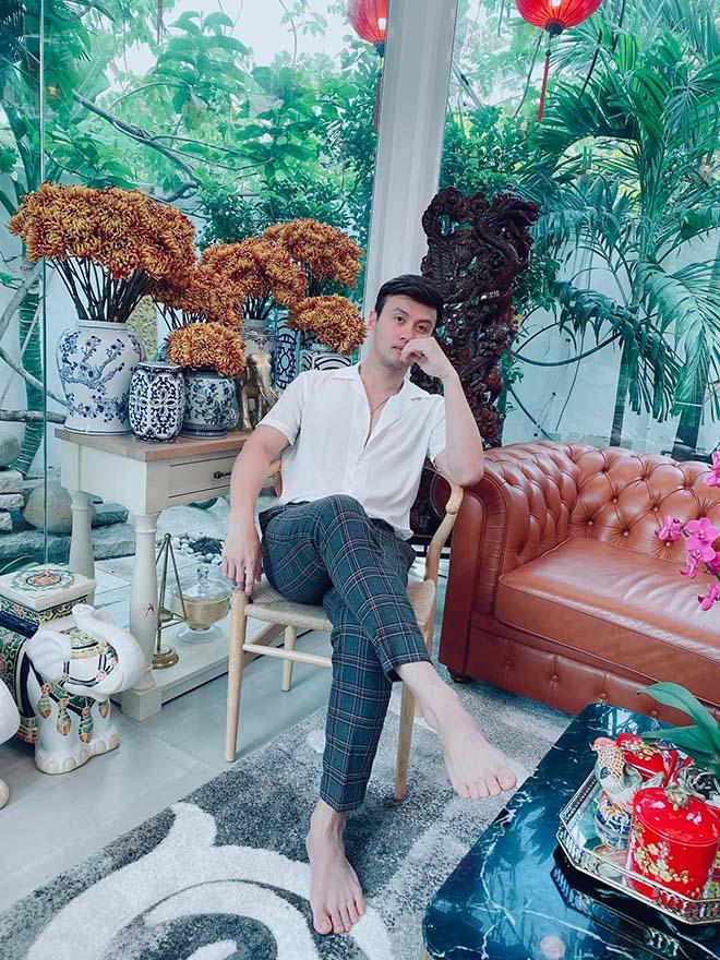 Soái ca trẻ nhất Shark Tank khoe thẩm mỹ tinh tế trong căn biệt thự cao cấp-2