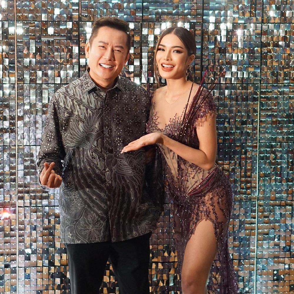 Đương kim Hoa hậu Hòa bình Thái Lan mặc xuyên thấu lộ nội y-3