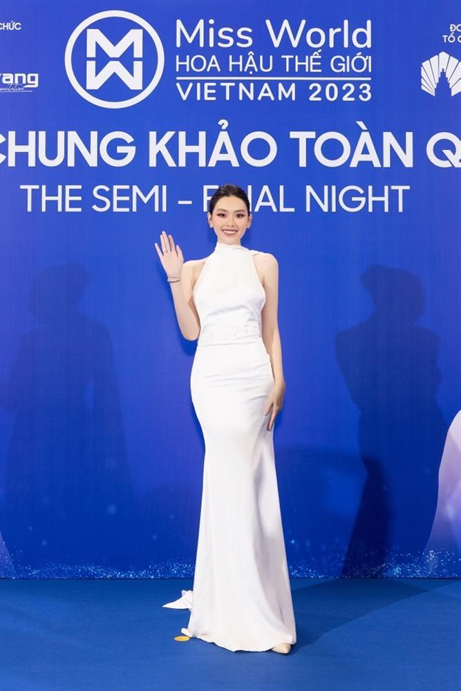 Mai Phương lấp ló vòng 1, Bảo Ngọc diện váy đuôi cá chặt chém ở thảm đỏ-10