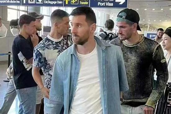 'Ăn tối, chụp ảnh với Messi giá 42.000 USD' và chiêu lừa tại Trung Quốc