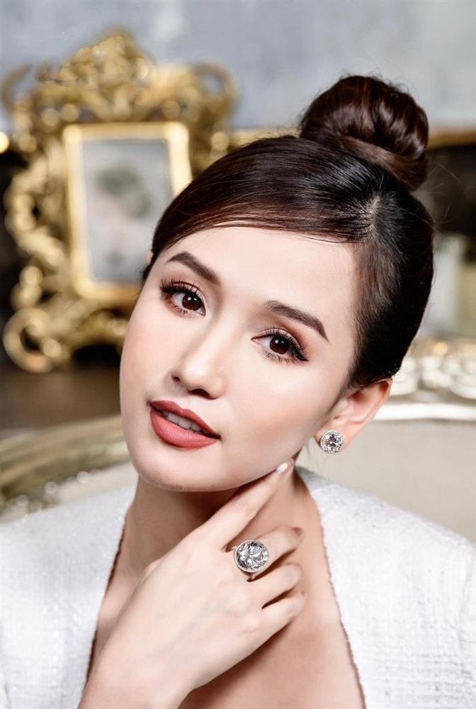 Lã Thanh Huyền sắm trang sức 100 tỷ, cho Mai Phương Thúy mượn nhẫn kim cương-6
