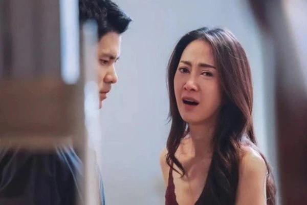 Biết vợ bị ngất ở công ty nhưng phản ứng của chồng khiến tôi đau lòng-1