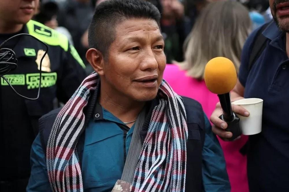 Chị gái nhóm trẻ sống sót trong rừng Amazon đã dựng lều tạm nhờ dây buộc tóc-1